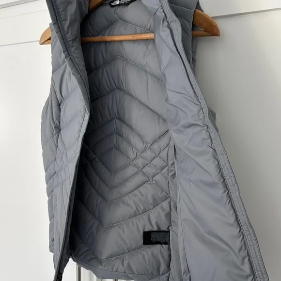 The North Face Aconcagua 550 Down Puffer Vest Women XS Nylon Winter Comfort - Picture 7 of 14